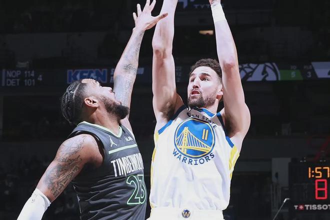 曾凡博转会篮网，展现职业成长与梦想追求。